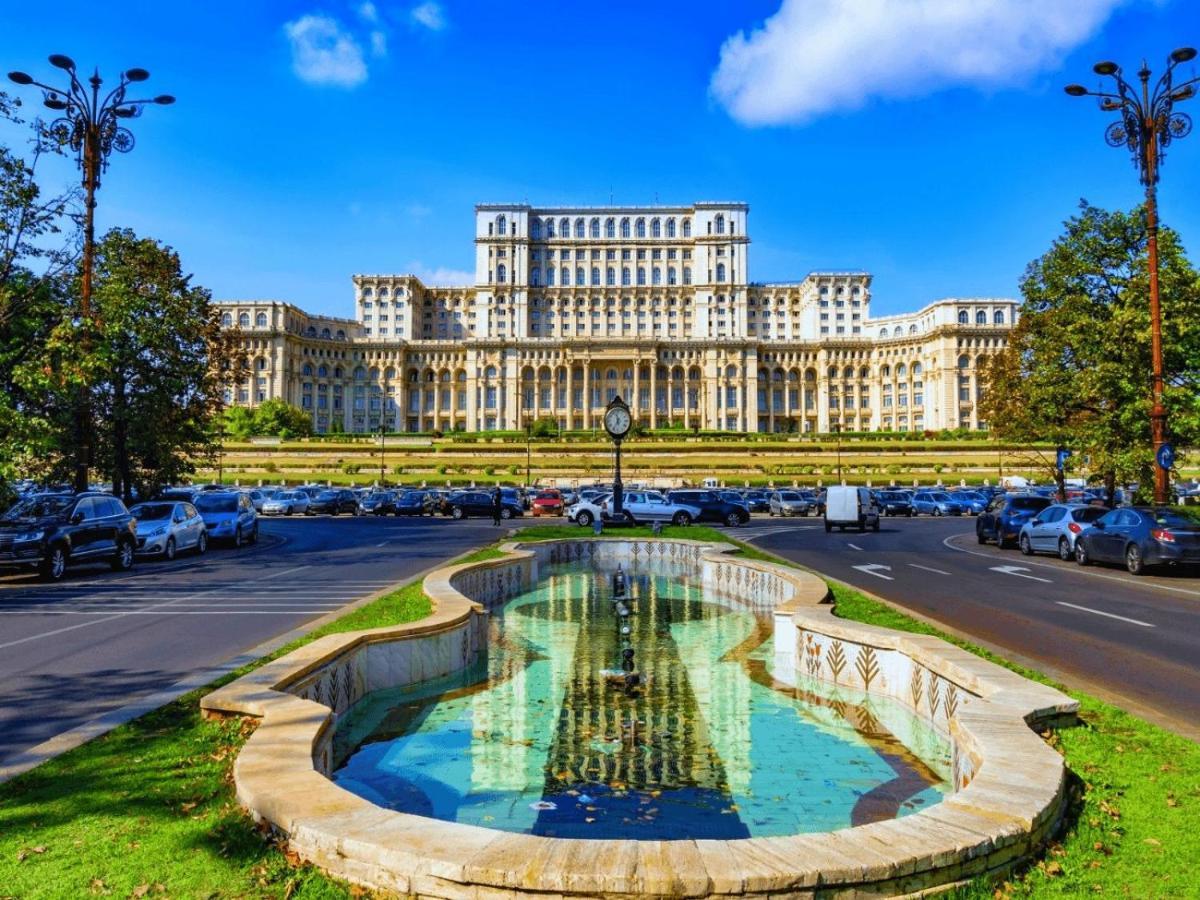 Apartament 1 Plus Rooms In Centrul Orasului - Unirii Fantanii Bükreş Dış mekan fotoğraf