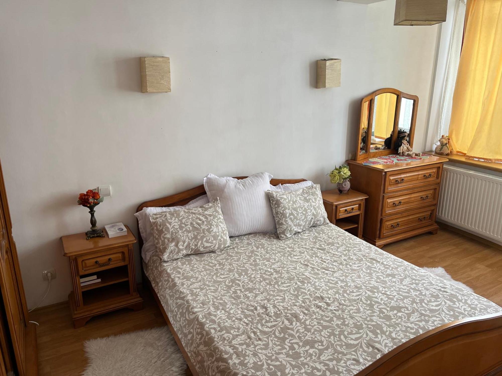 Apartament 1 Plus Rooms In Centrul Orasului - Unirii Fantanii Bükreş Dış mekan fotoğraf